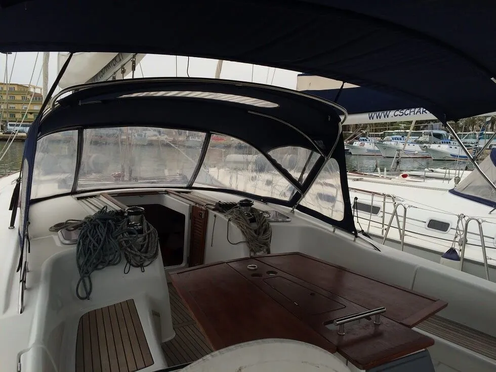 Rent a 16.7m Boat in Cagliari