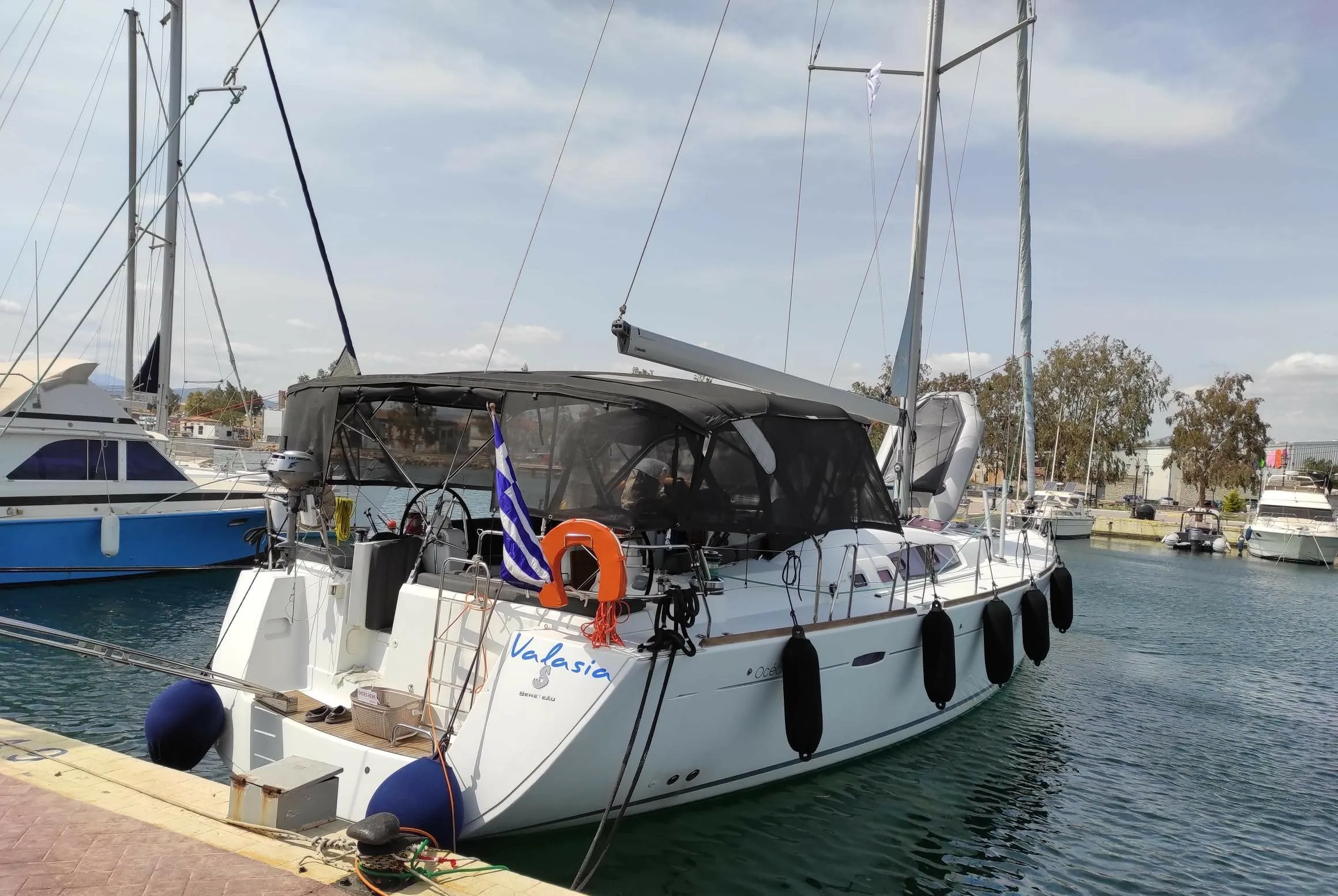 Elefsina 16.7m Kiralık Tekne