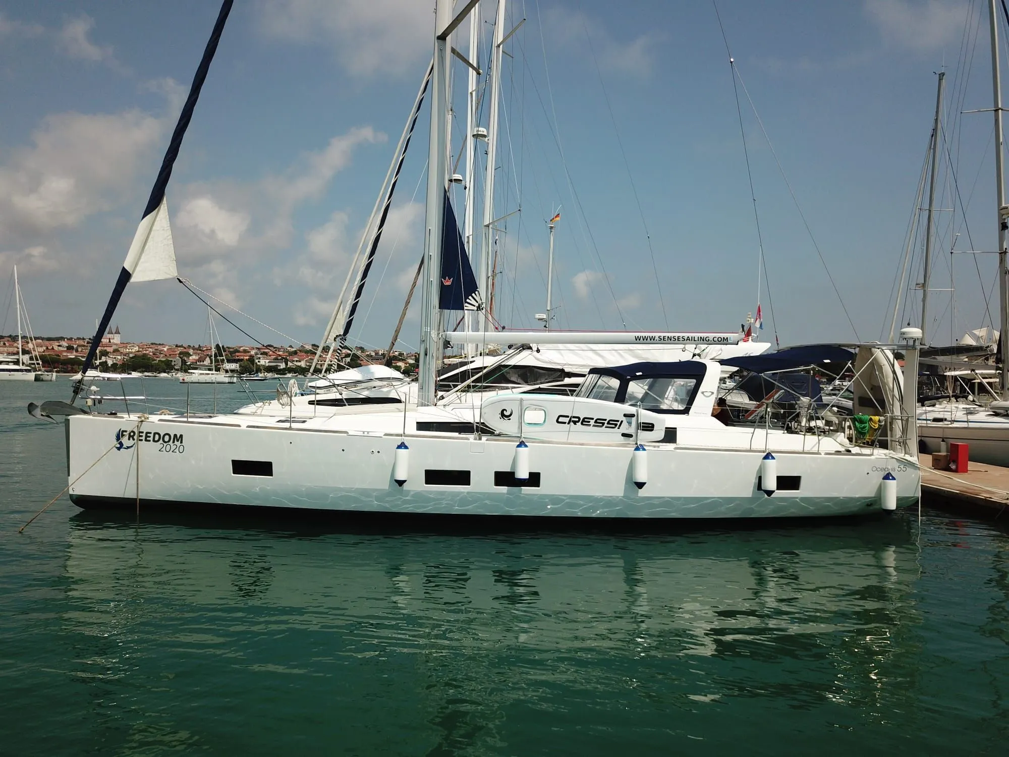 Freedom 2020 Charterboot - 4