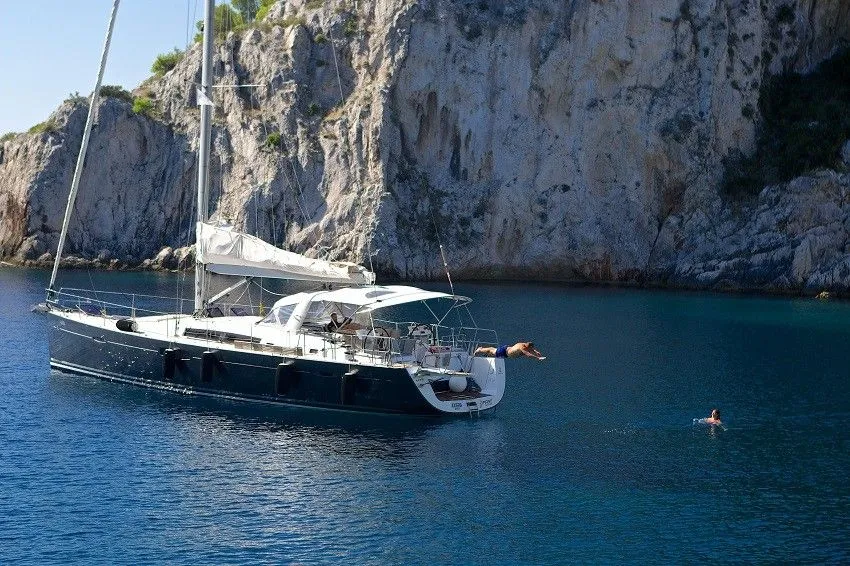 Queen Axiera Kiralık Teknesi - 5