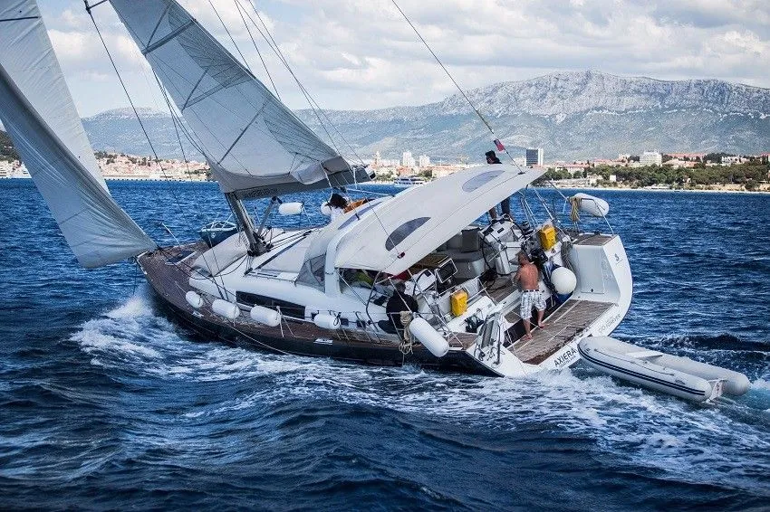 Queen Axiera Charterboot - 3