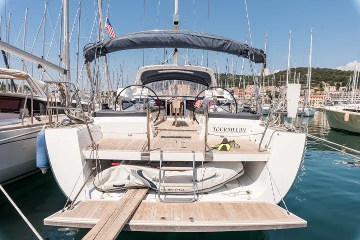 Tourbillon Charterboot - 3