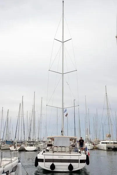 Чартер Bernie - 3