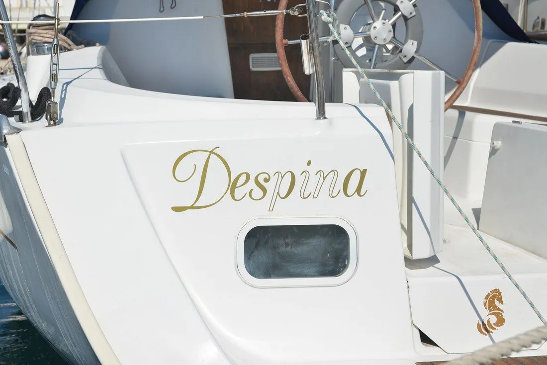 Despina Charterboot - 4