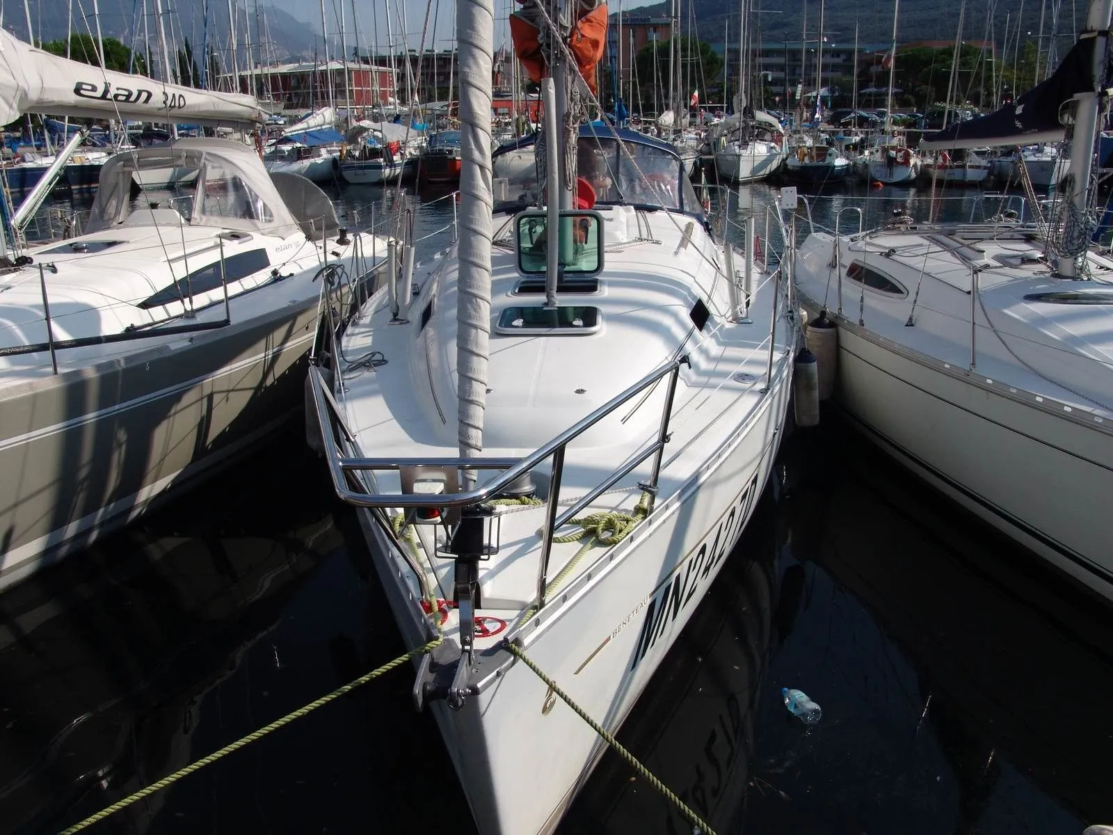 Anton Charterboot - 3