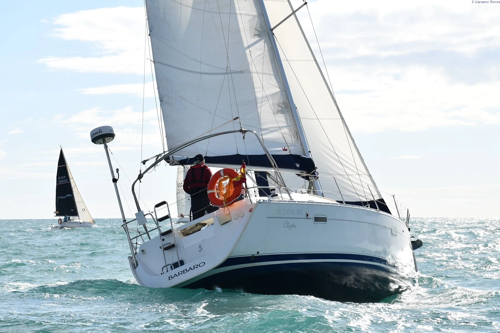 Charter a 10.38m Beneteau Oceanis Clipper 343 in Marbella