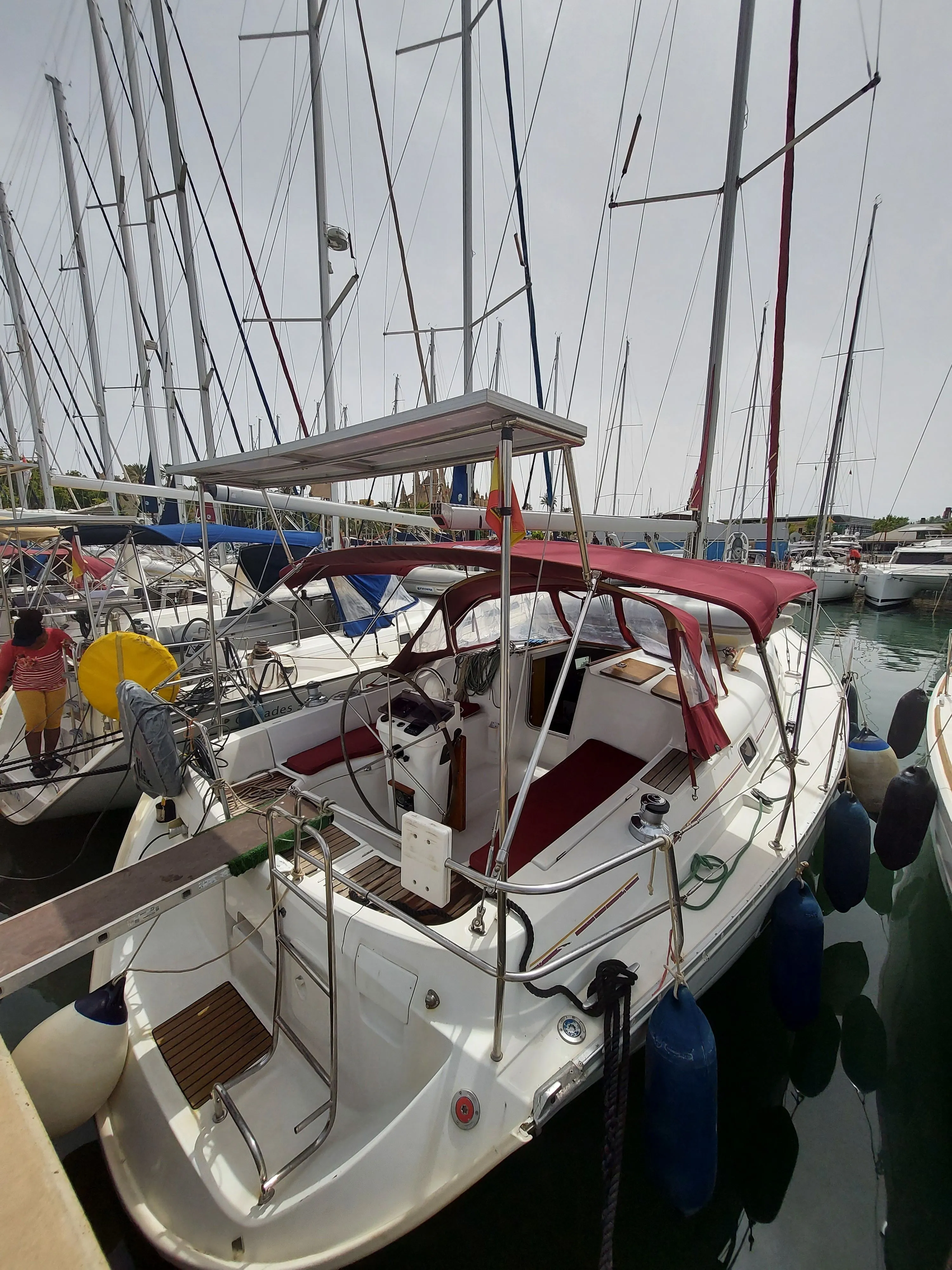 Pravda Charter Boat
