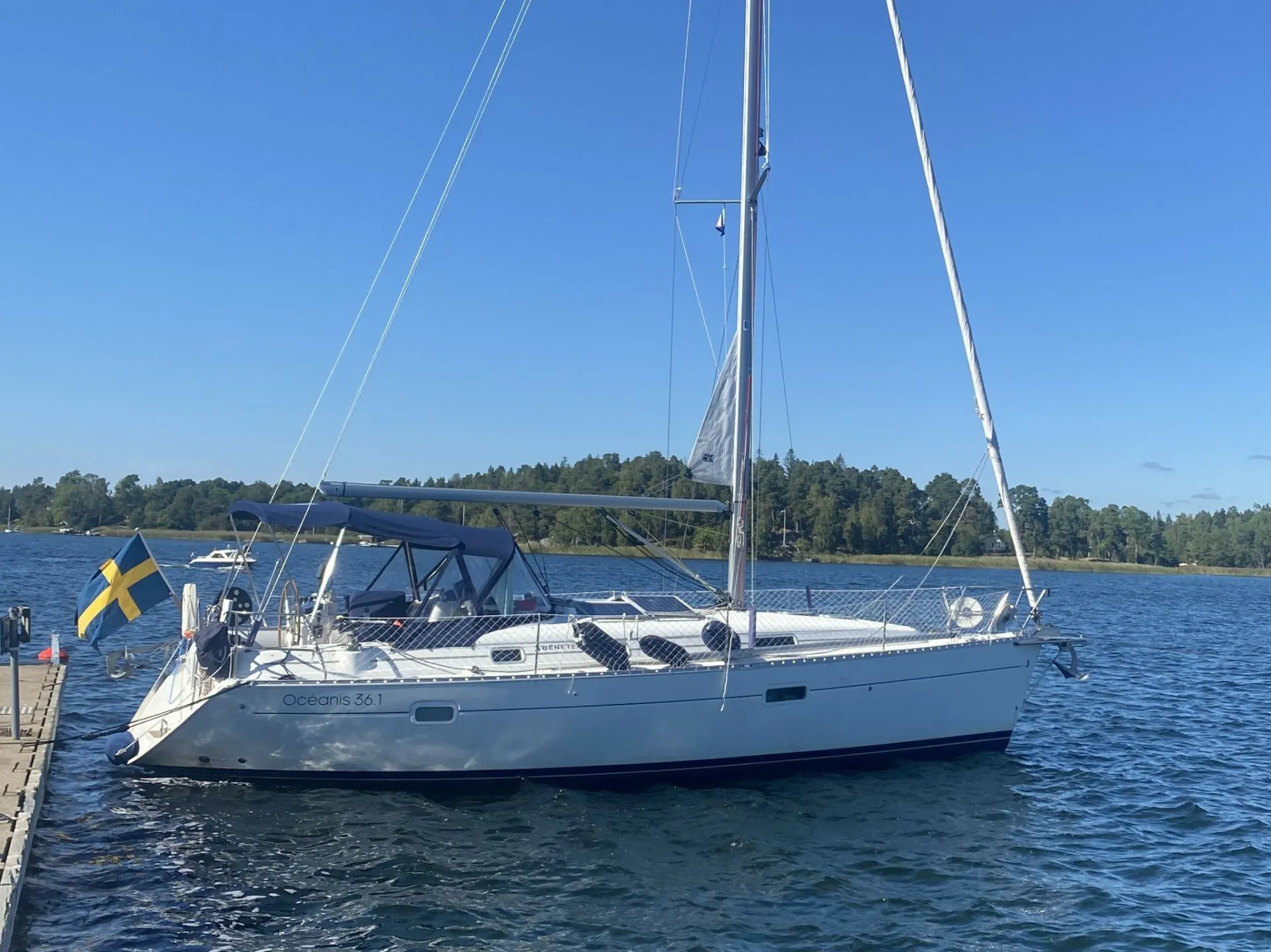 Isolde Charter Boat