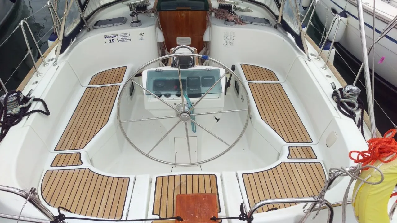 Hope 2 Charterboot - 3