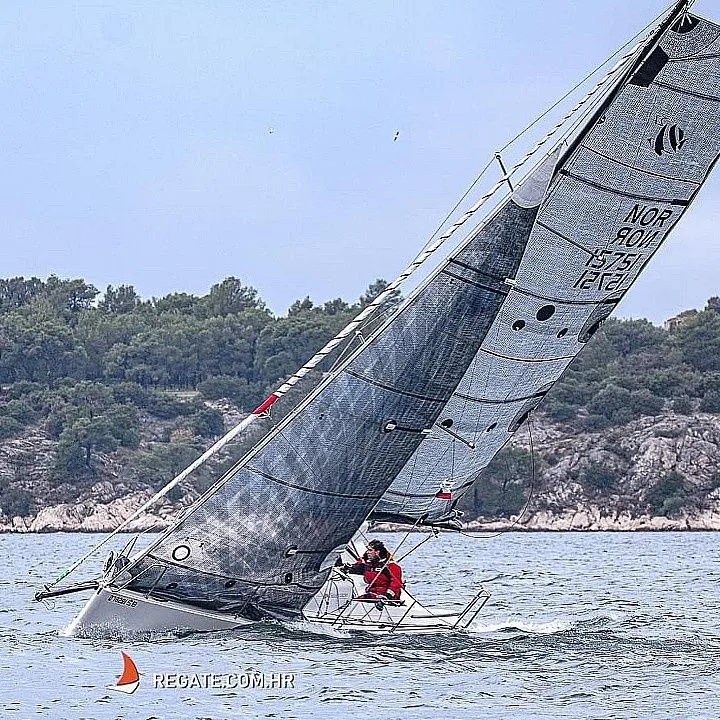 Dupin Charterboot - 3