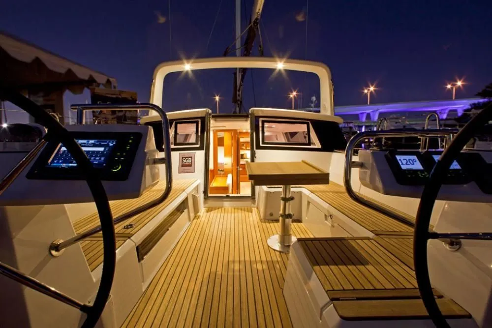 Waypoint 1 Charterboot - 4