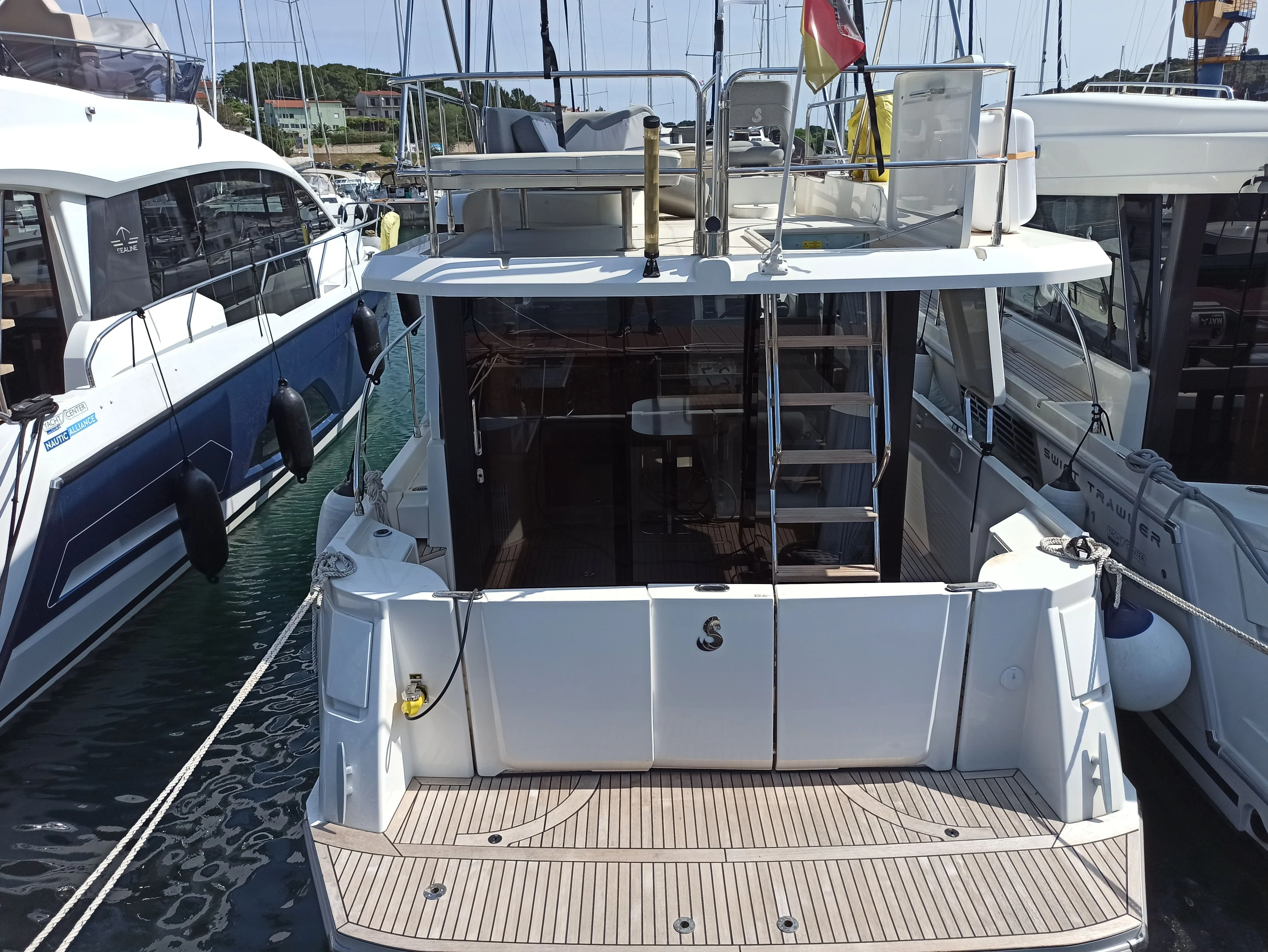 AnnaRosa Charter Boat