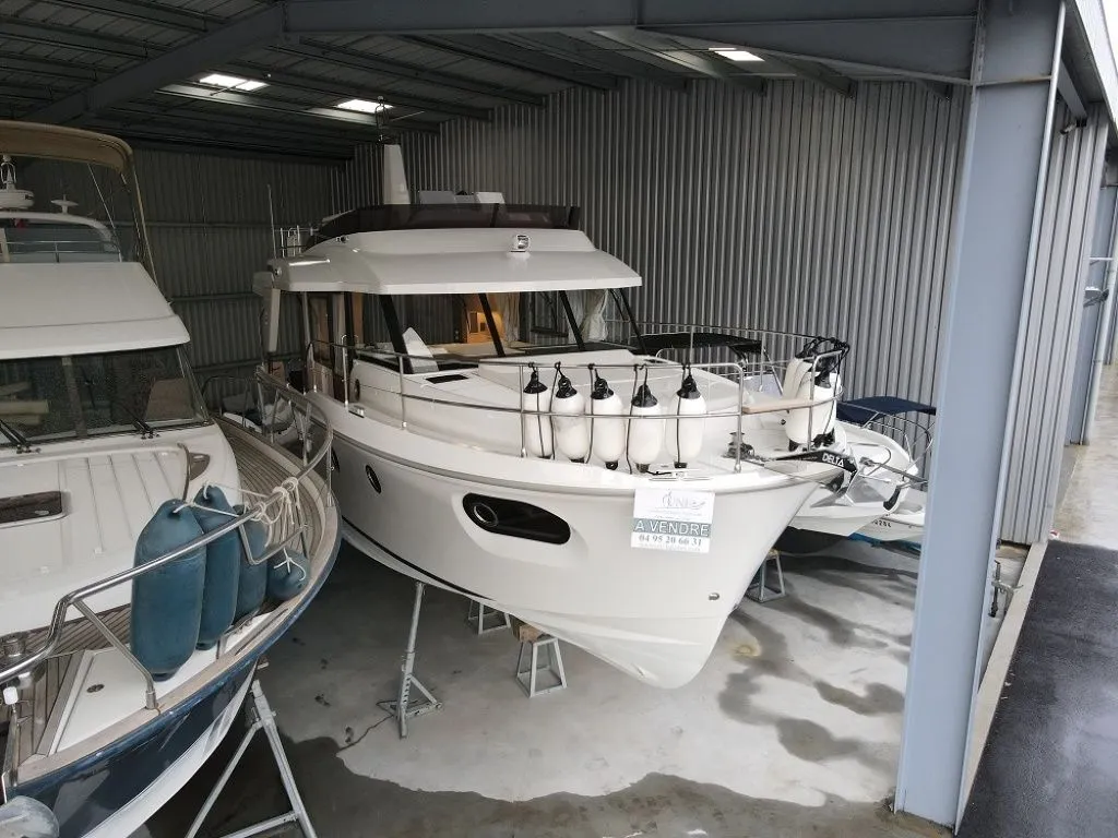 13.43m Ajaccio Beneteau Swift Trawler 41 Fly Hire