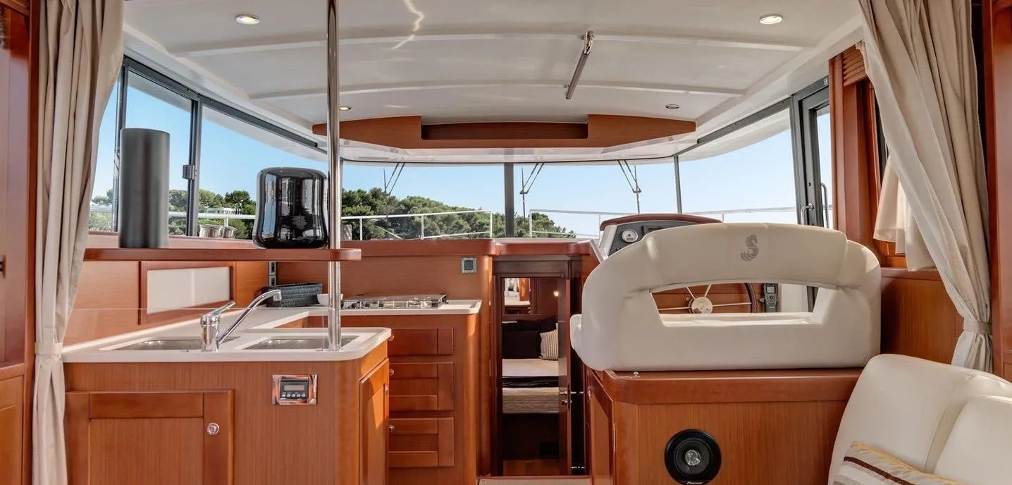 Trawler Charter Boat
