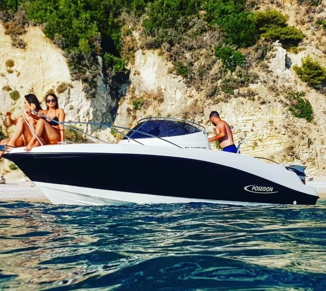 Rent a 6.4m Boat in Chania