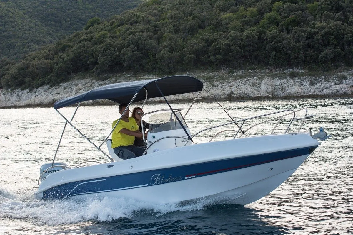 5.5m Lumbarda Boat Hire
