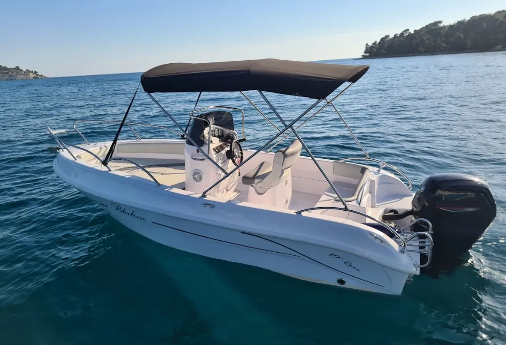 Rent a 5.5m Motor Boat Blumax 19 in Kraljevica