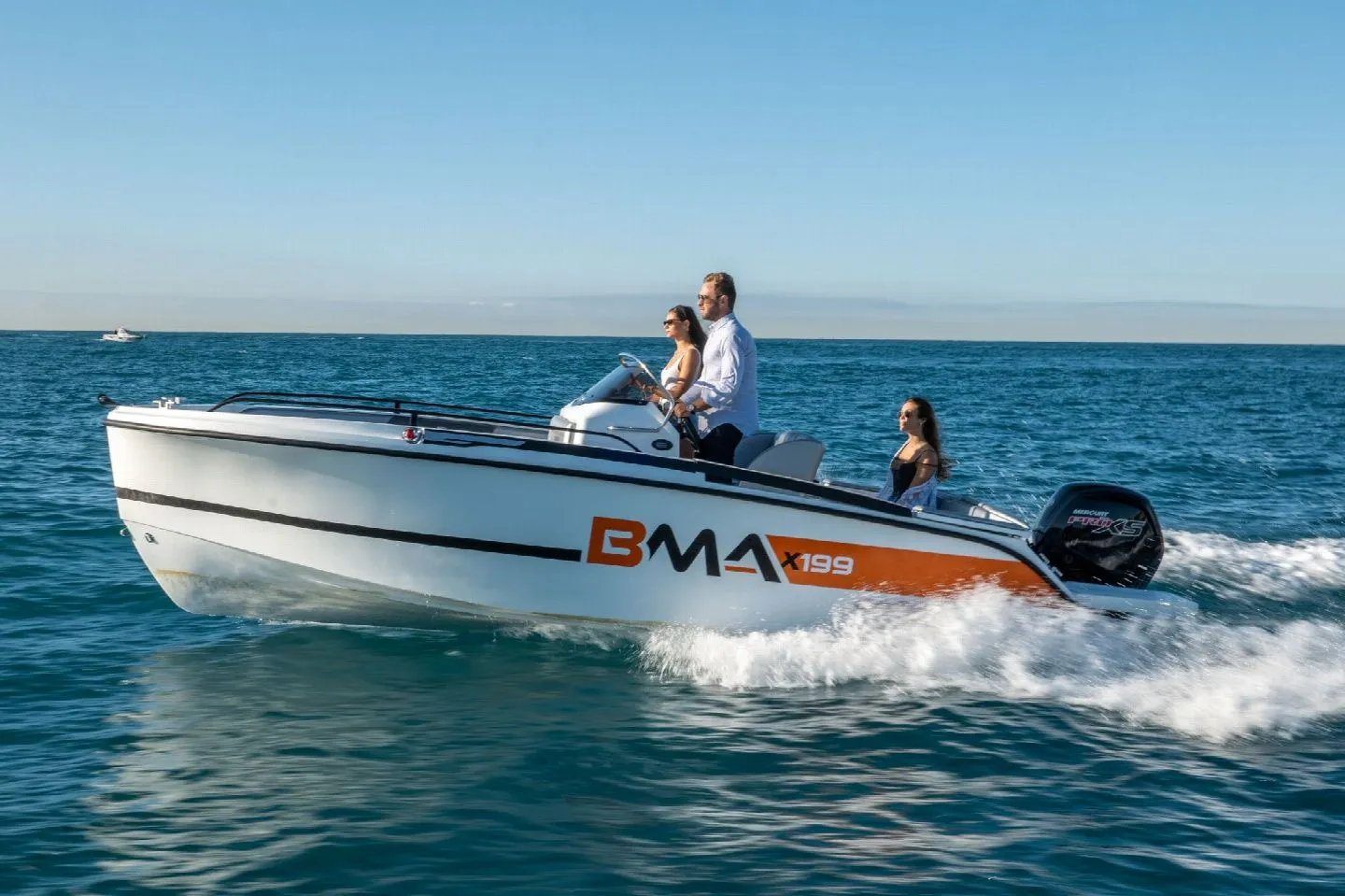 Charter a 5.8m BMA 199X Motor Boat in Quiberon