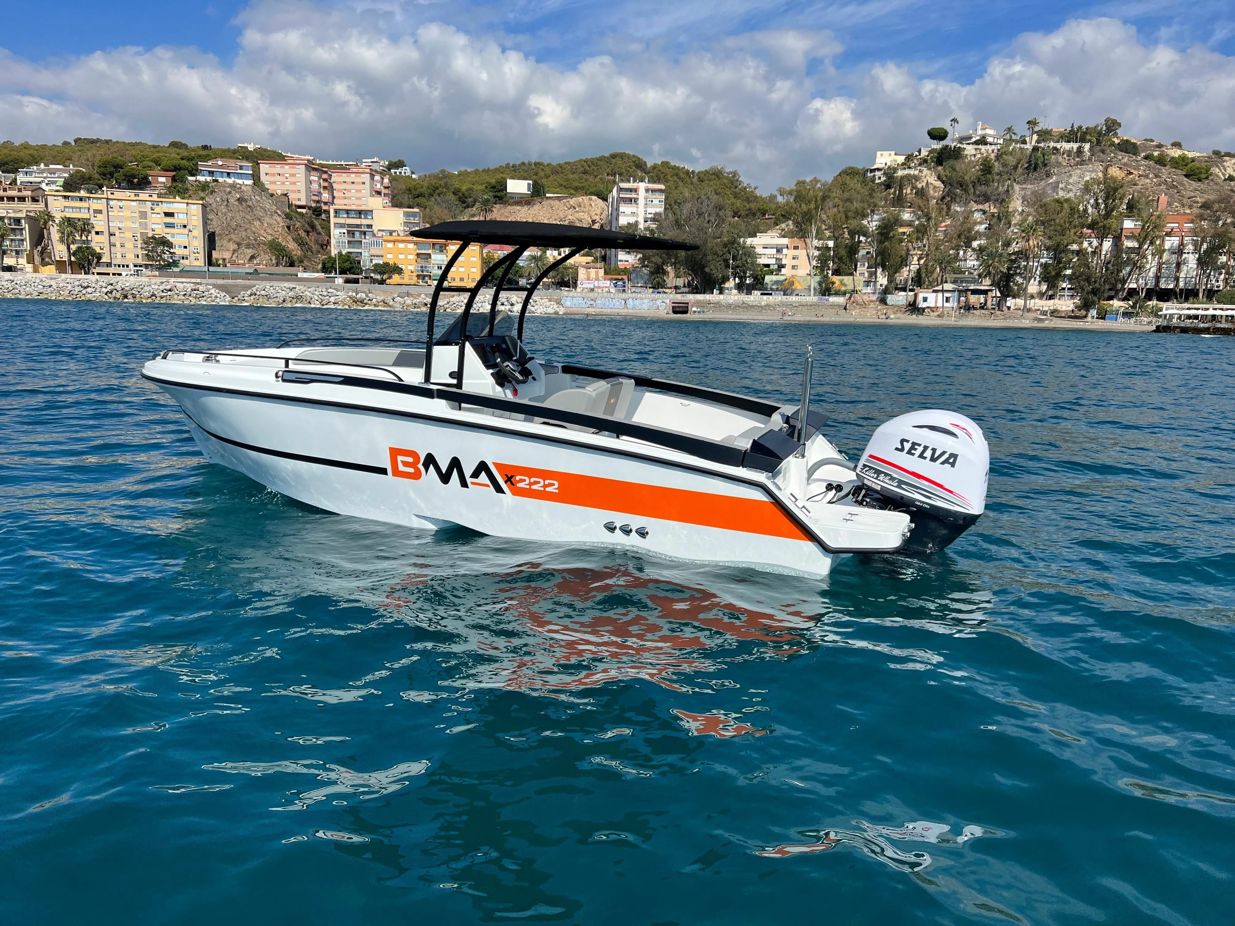 Charter a 7m Motor Boat in Málaga