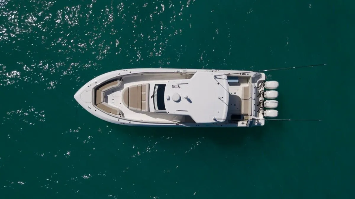 Fajardo Kiralık 12.8m Tekne