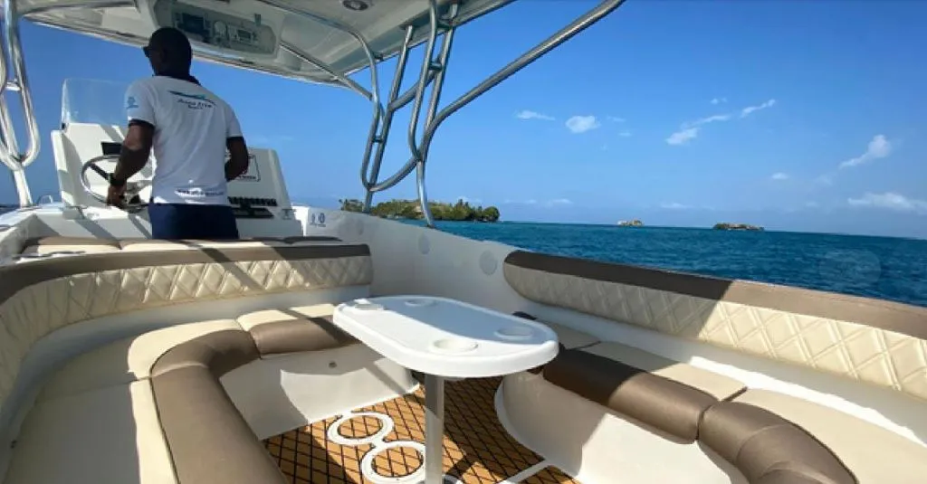 Arco Iris 7 Charter Boat