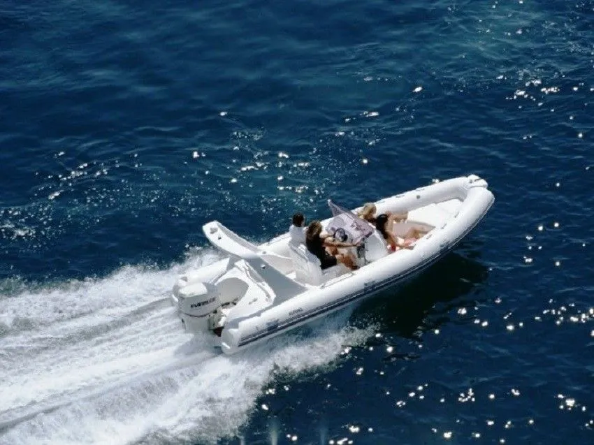 6.48m Primošten Motor Boat Hire