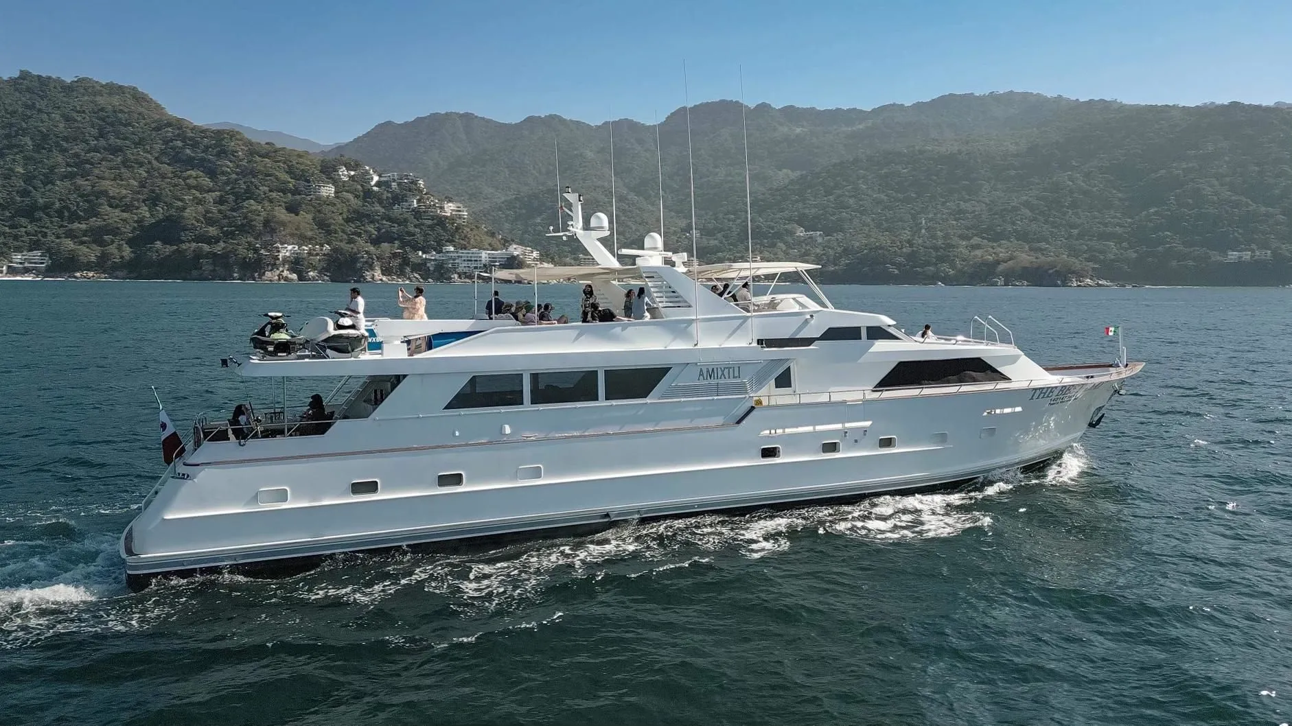 31.46m Puerto Vallarta Broward 110 Hire