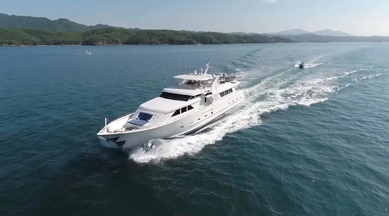 31.46m Puerto Vallarta Broward 110 Hire