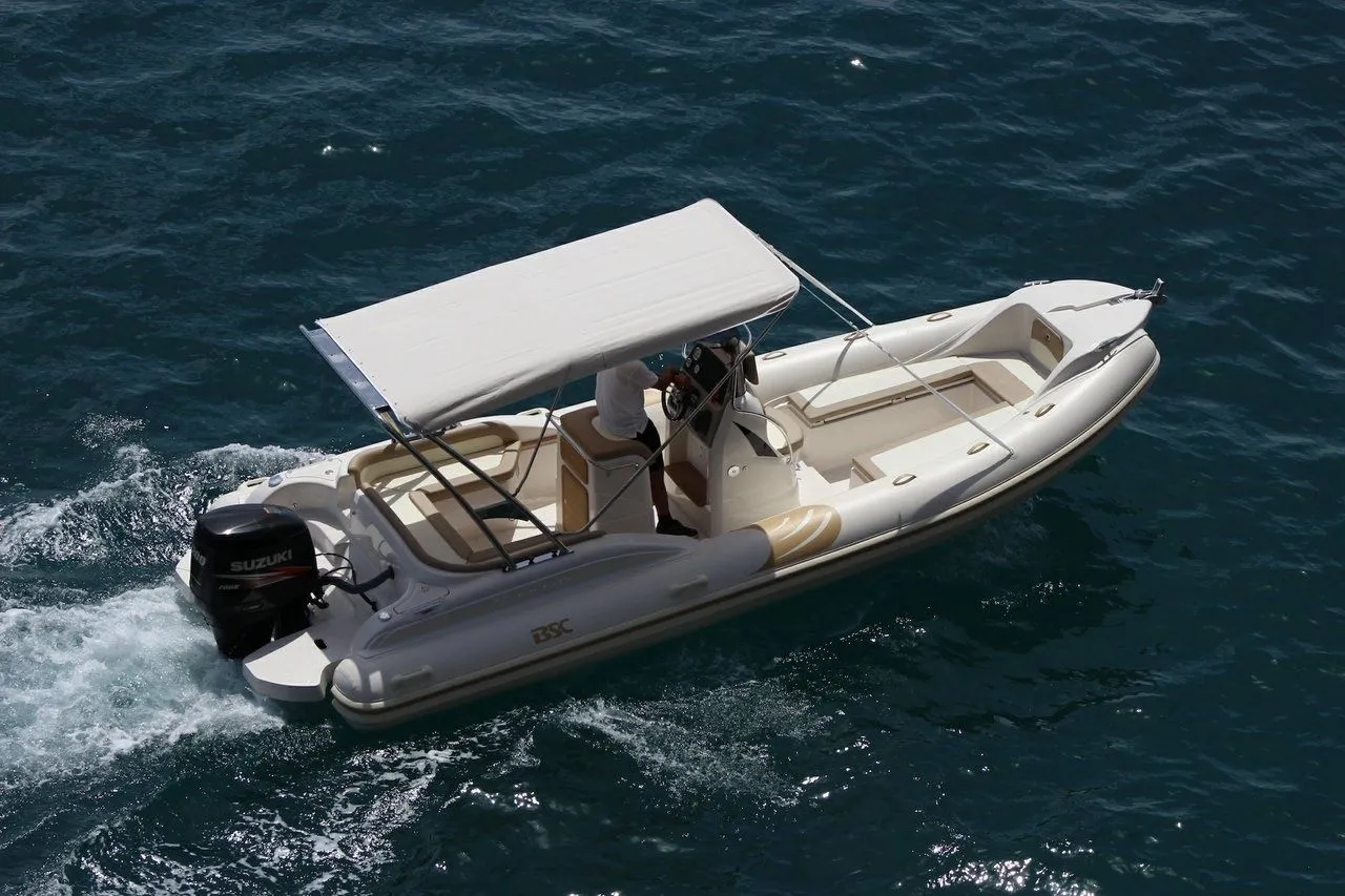 Rent a 7.3m Motor Boat BSC 73 in Bol