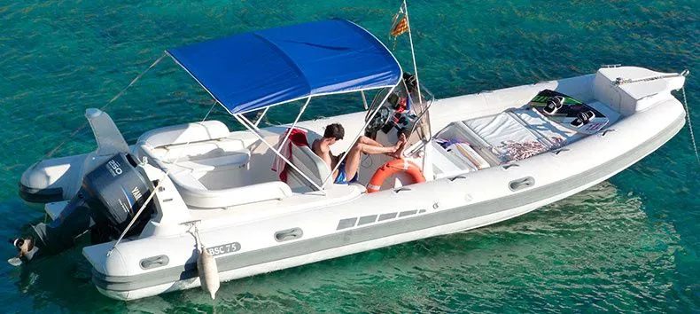 Explore Empuriabrava on a 8m Rental Boat