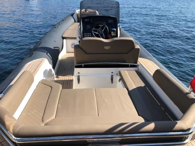 Rent a 8.3m Boat in Palma de Mallorca