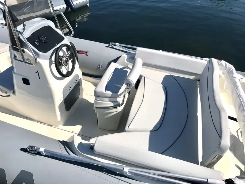 Rent a 6m BWA 19 GT Motor Boat in Cannigione
