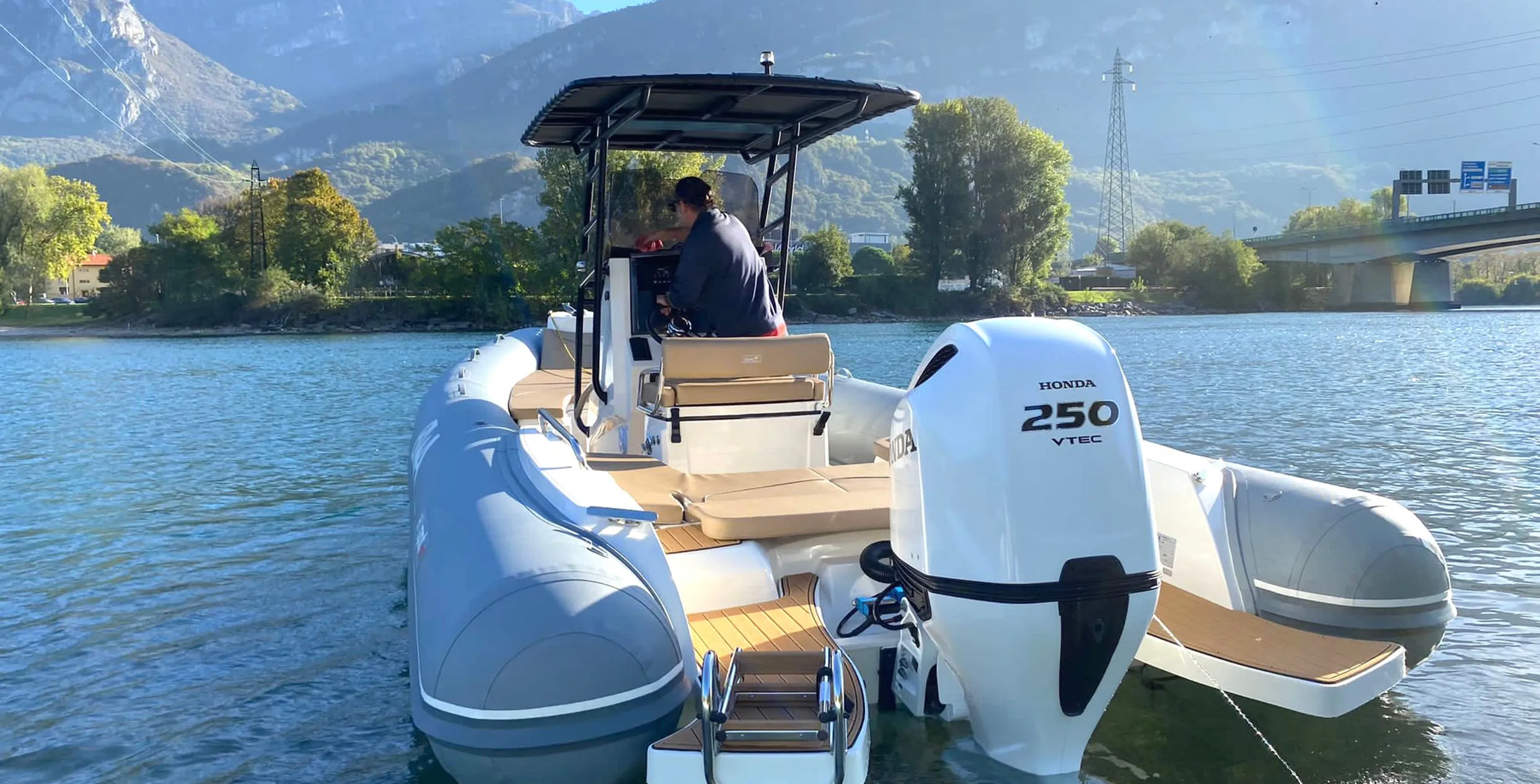 No Name Charter Boat