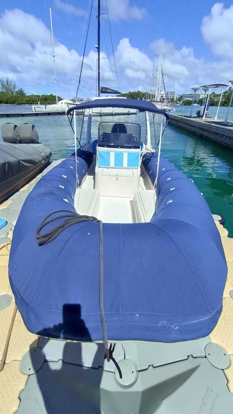 Pointe-a-Pitre 7.75m Kiralık Tekne