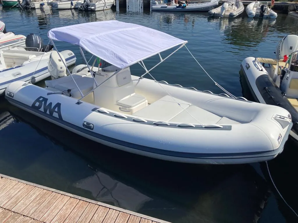 5.5m Cannigione BWA 550 Motor Boat Hire