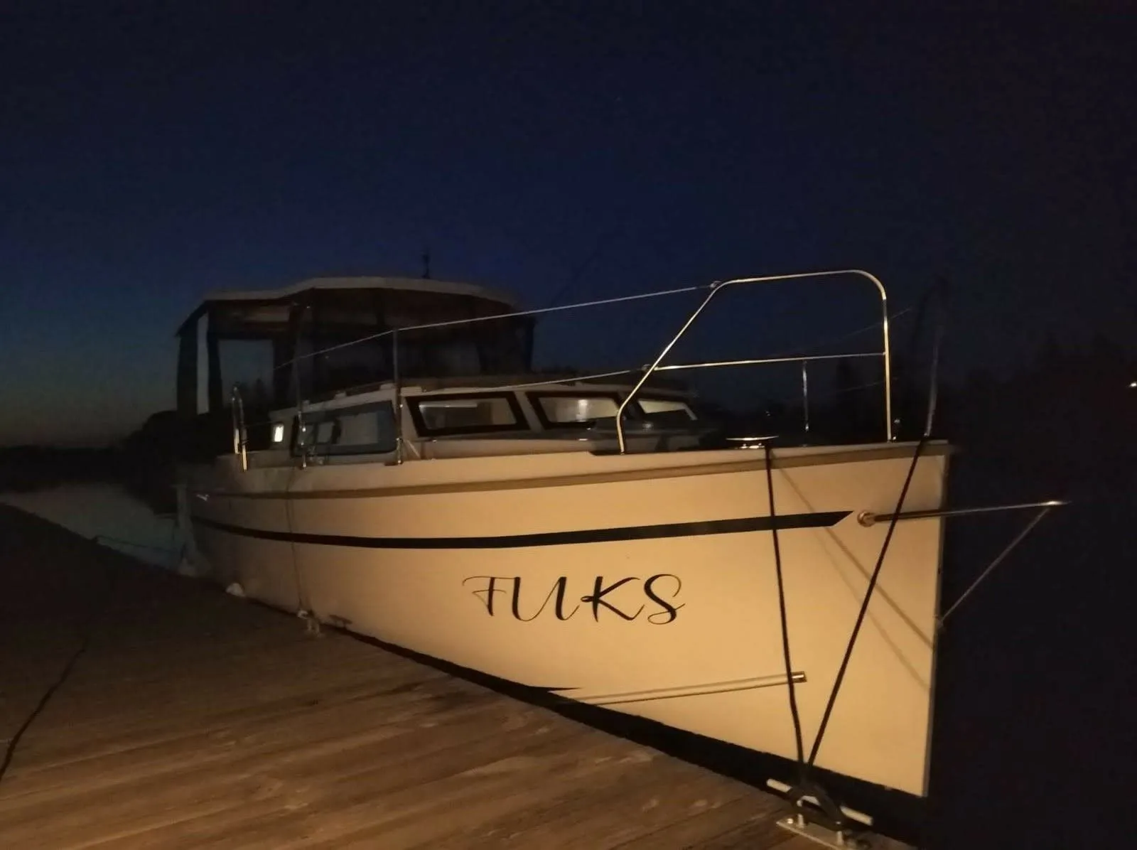 Charter a 7.5m House Boat in Mikolajki