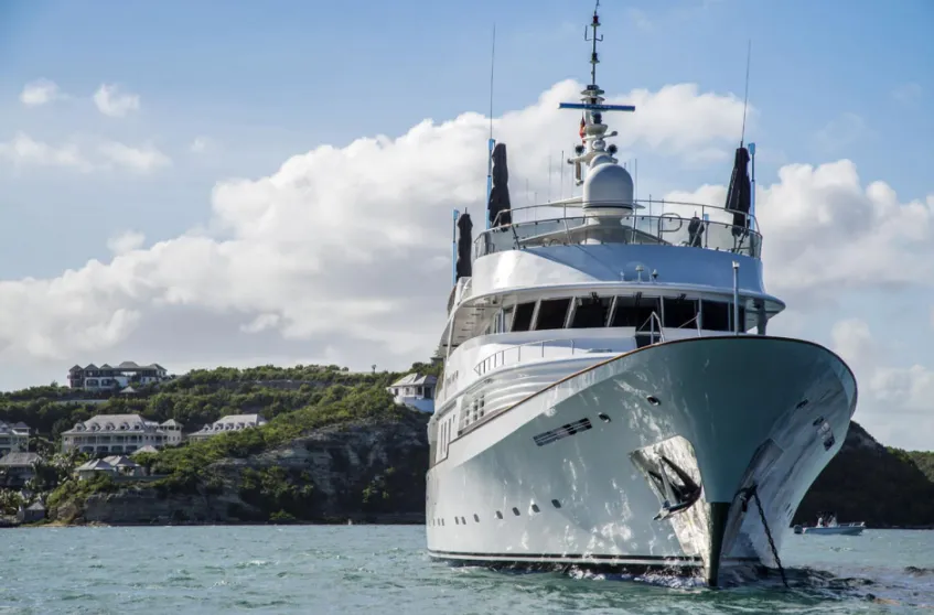 Rent a 50m Boat in Marigot