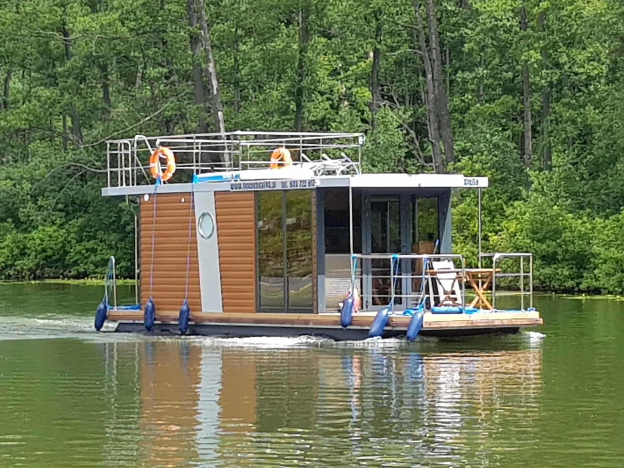 9m Ruciane-Nida Boat Hire