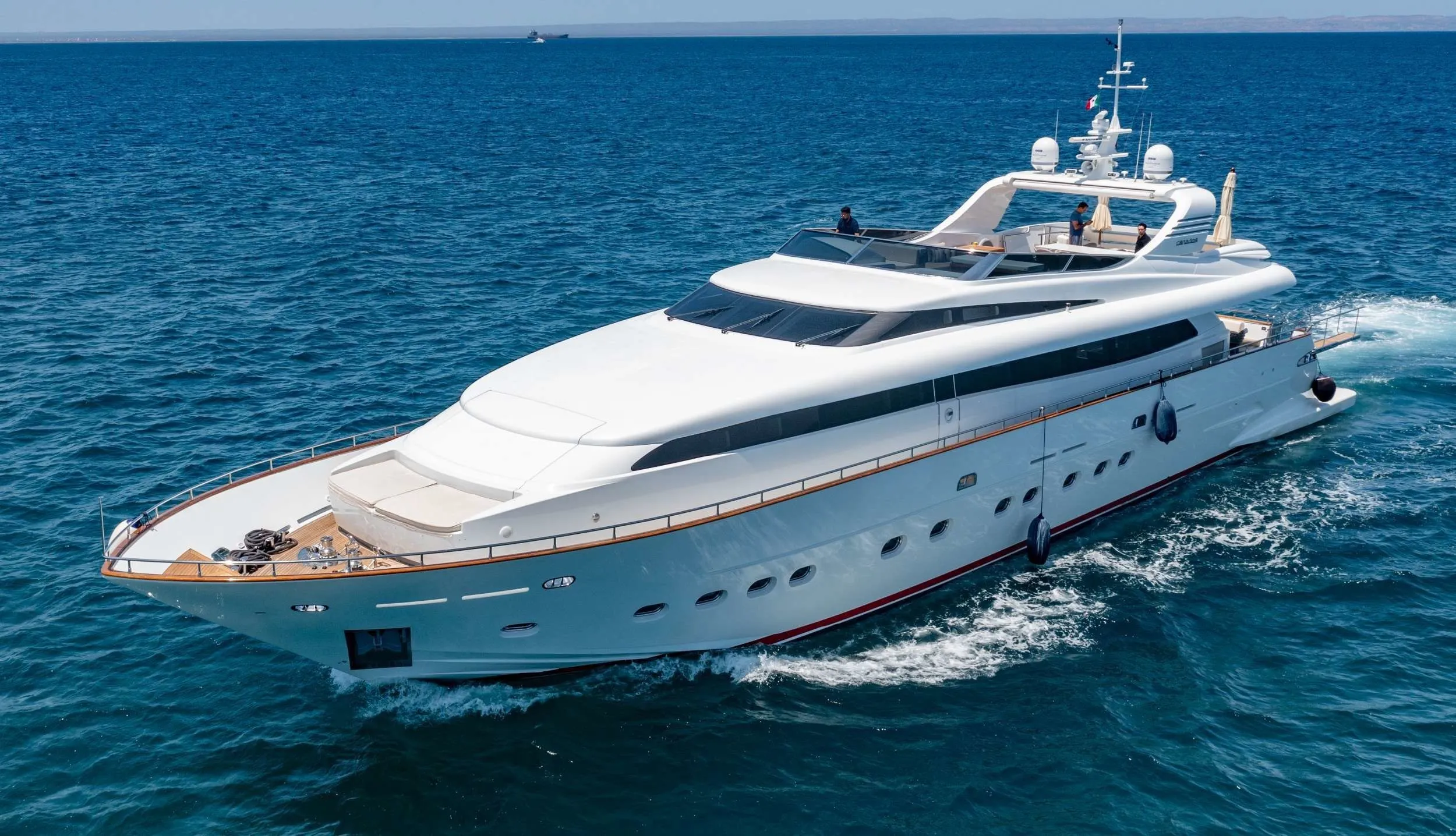 Cada Uno Charter Boat