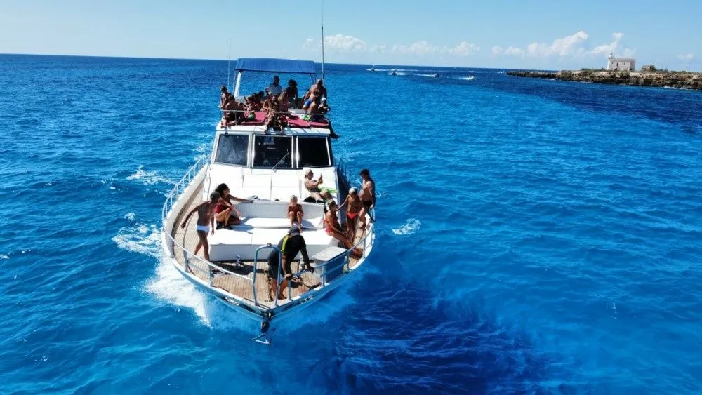Floen Charter Boat