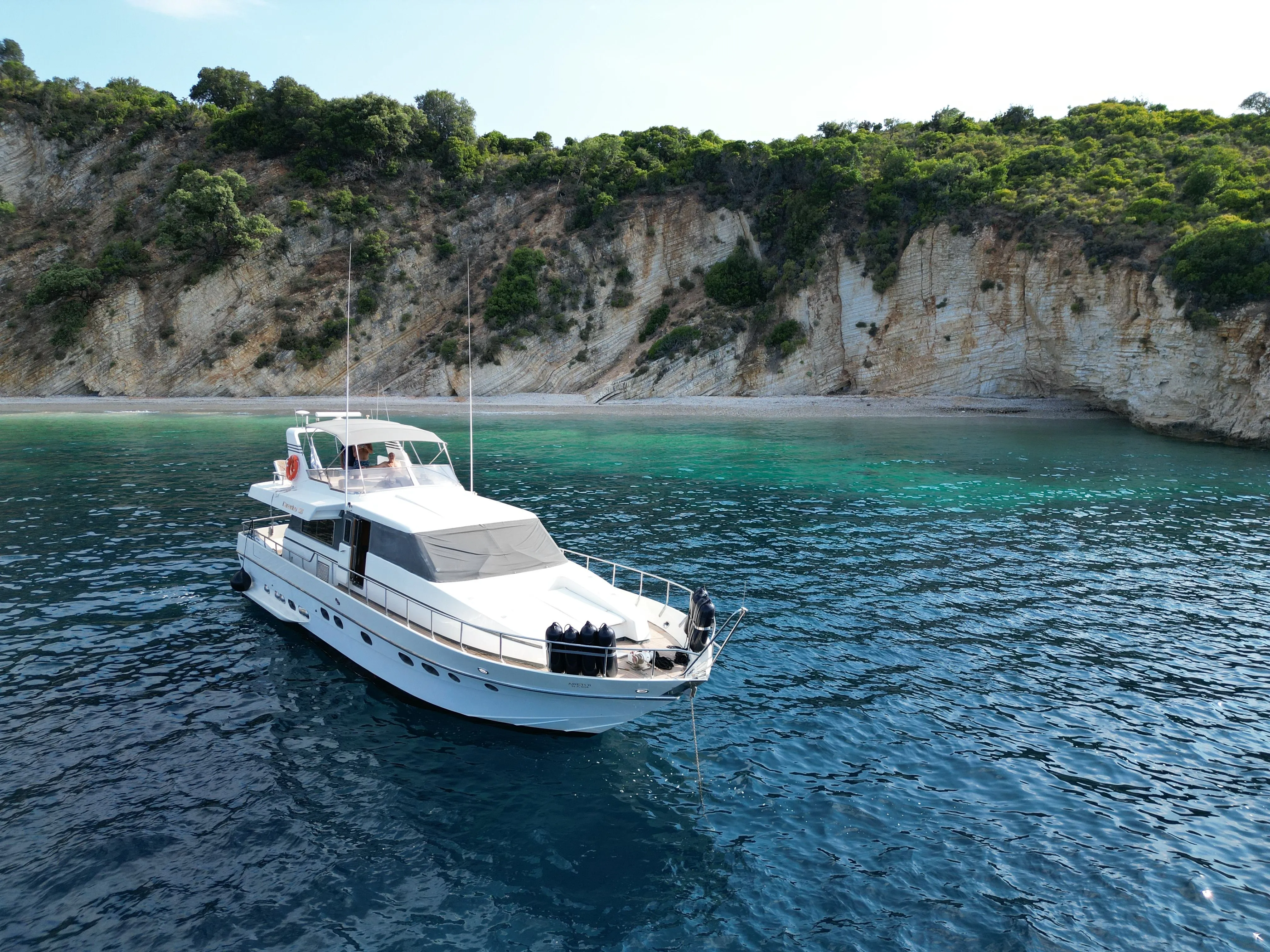 17.6m Nydri Motor Yacht Canados 58 Hire