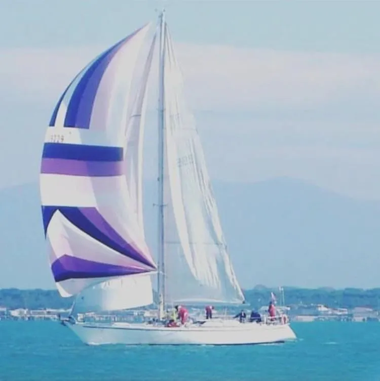 Miranda 6 Charter Boat
