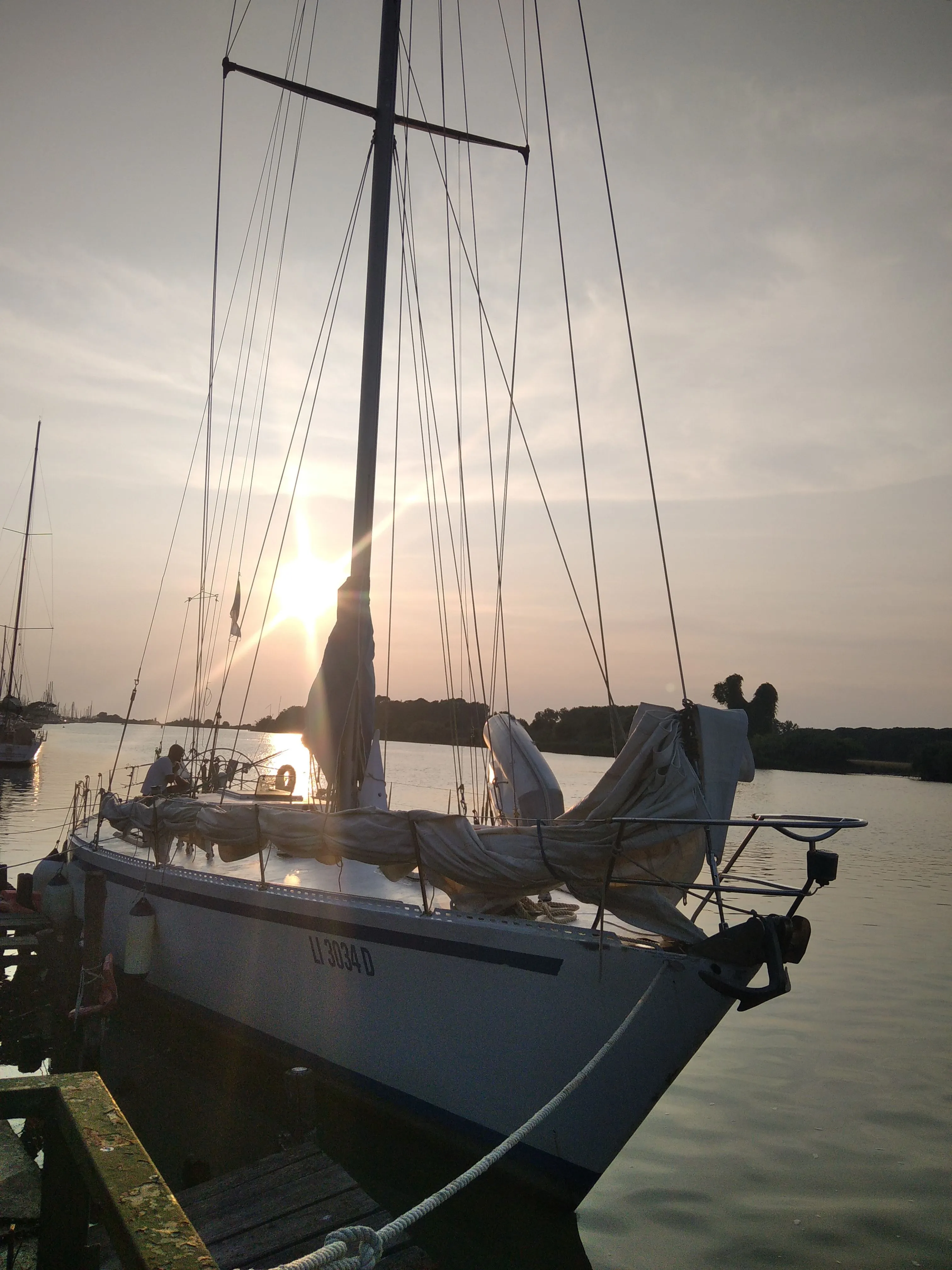 Miranda 6 Charter Boat