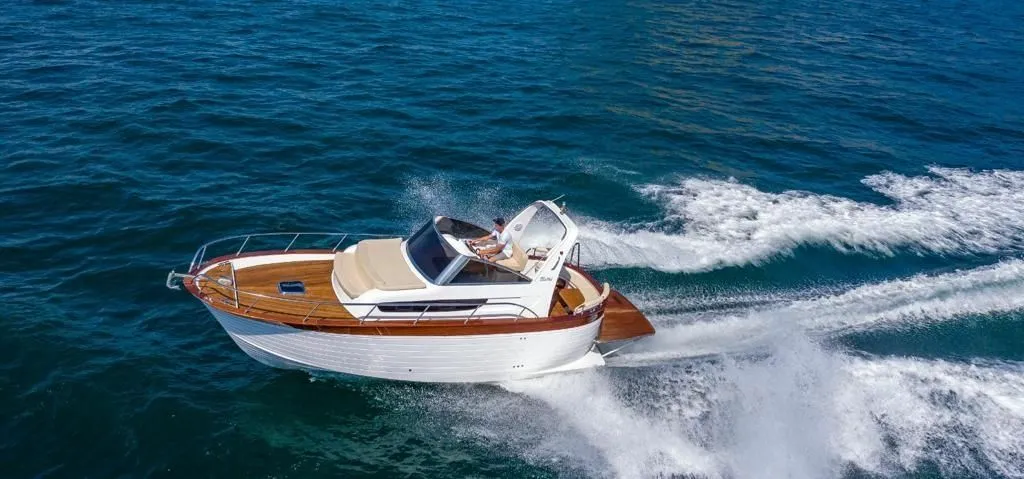Explore La Spezia on a 9.6m Rental Cantieri Mimi Libeccio 9.5