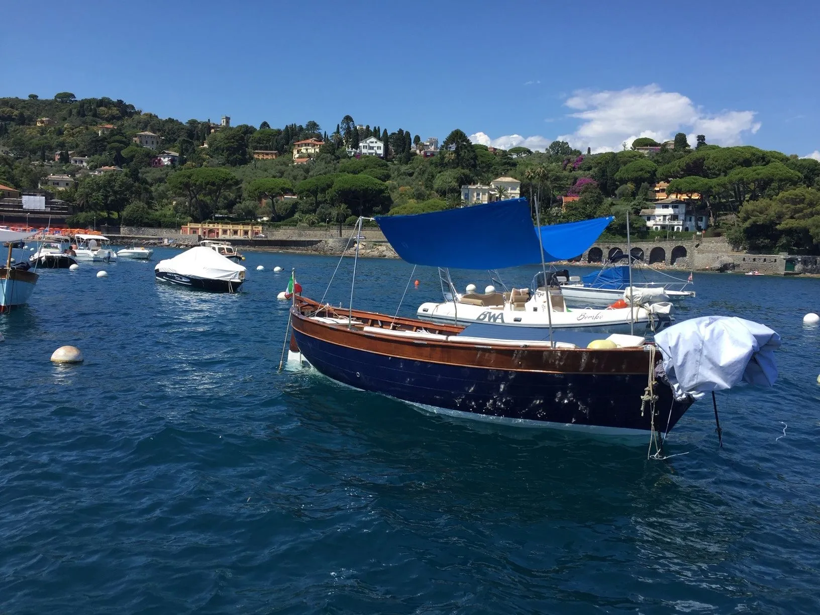 Charter a 7m Cantieri Scipione Gozzo Motor Boat in Genoa