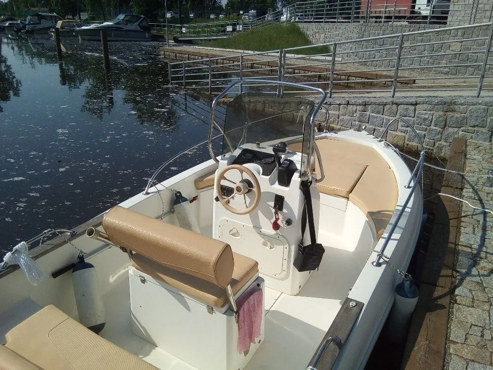 Pro Charter Boat