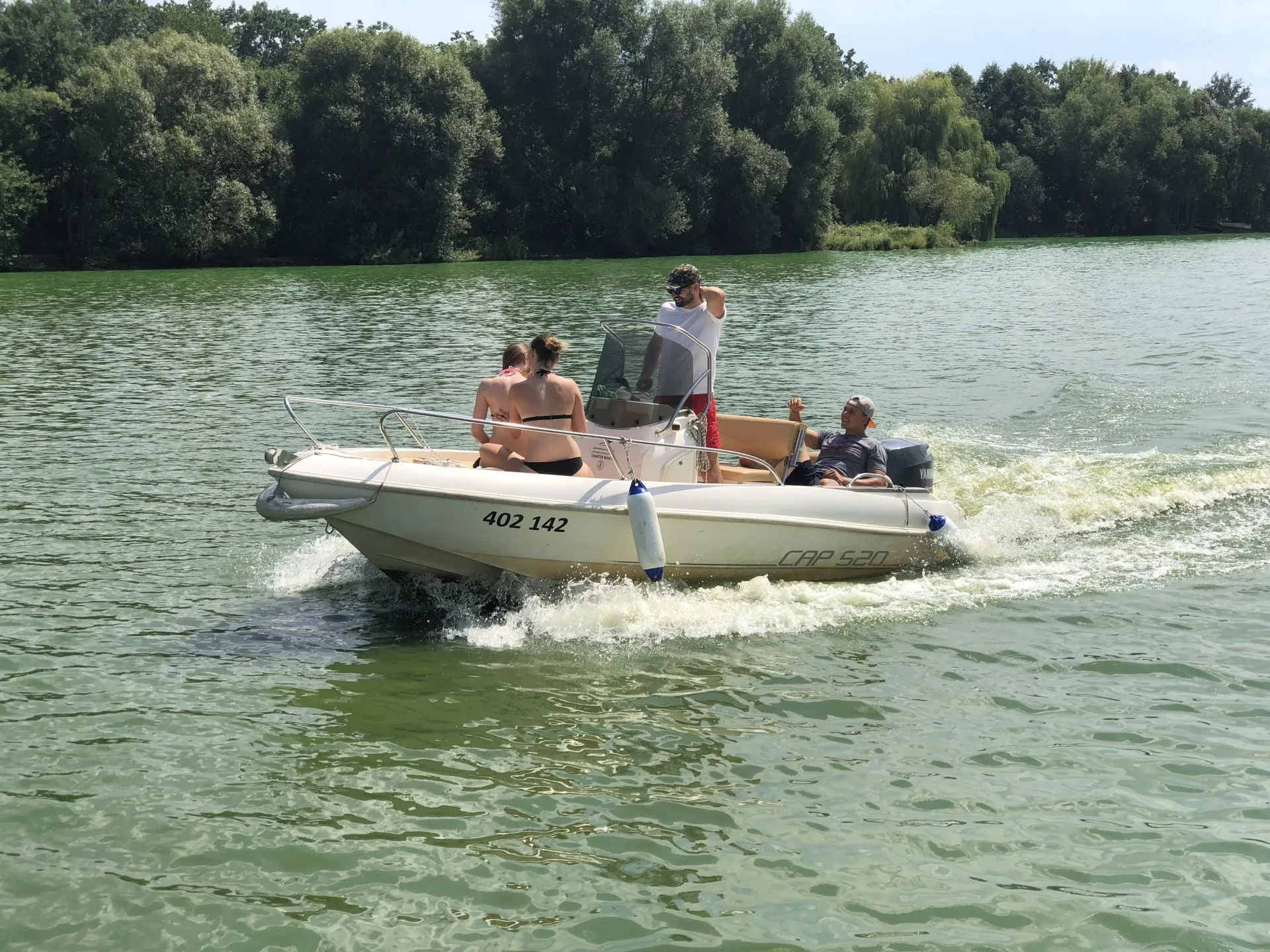 5.2m Hluboká nad Vltavou Motor Boat Hire