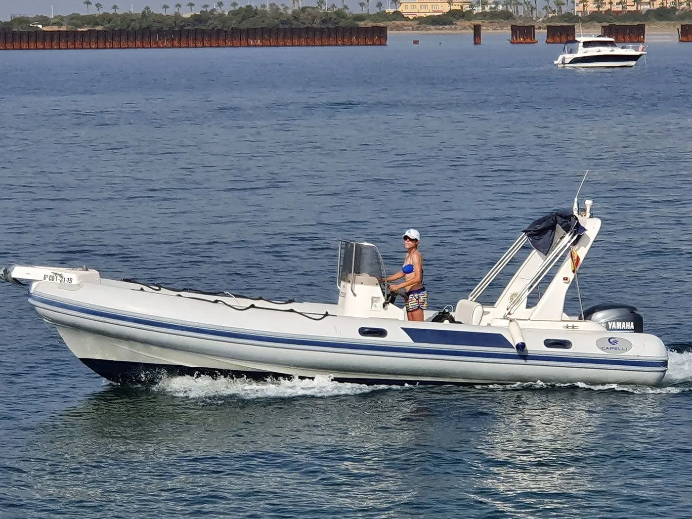 Rent a 8m Motor Boat in Torrevieja
