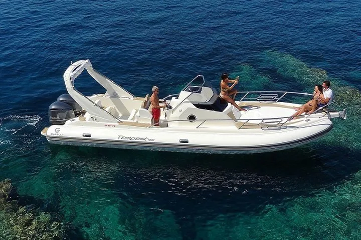 Kizou Charter Boat
