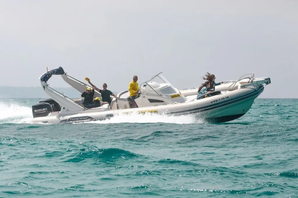Rent a 10.07m Boat in Can Pastilla